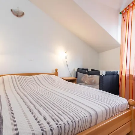 & Konoba Tomic Guest house 4*