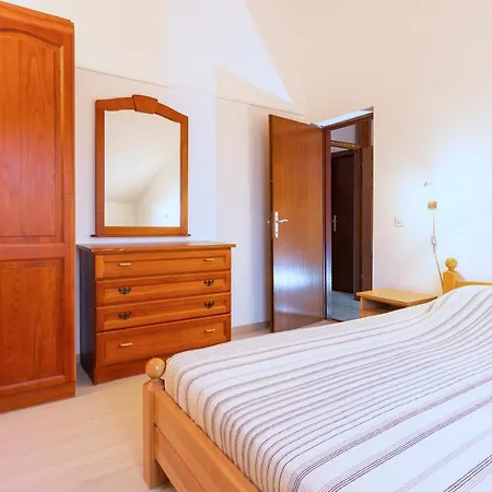 Guest house & Konoba Tomic
