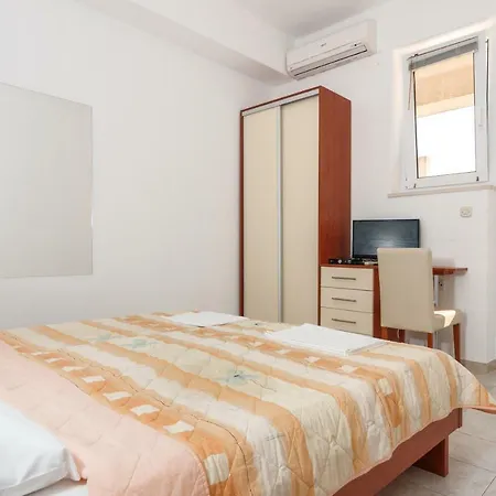 & Konoba Tomic Pensión